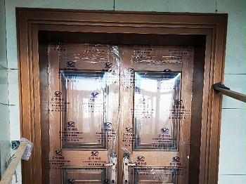 佛山铜门厂家爱唯铜艺——顺德胡总别墅铜门简约风格