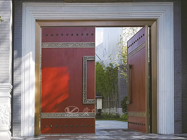 广东佛山铜门厂家爱唯铜艺——别墅庭院铜门中式大门