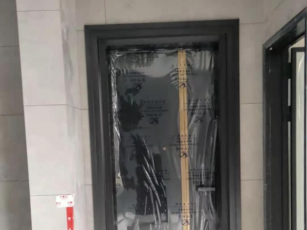 佛山别墅铜门厂家爱唯铜艺——顺德别墅铜门简约轻奢款