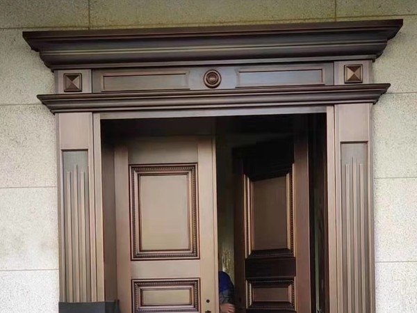广东佛山爱唯铜艺铜门厂家——简约风格别墅铜门